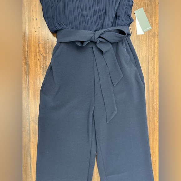 Julia Jordan Pleated Chiffon Crepe Tie Waist Jumpsuit Size 4 Navy Straight Leg - Picture 7 of 13